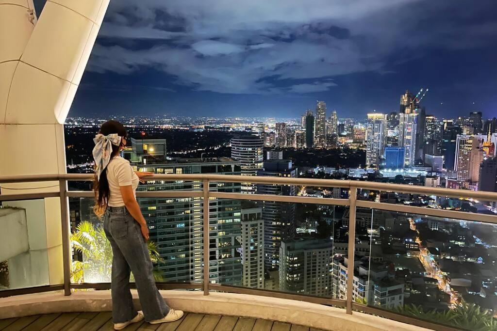 The Serene Escape Rockwell Makati City View 1Br Apartment Манила Екстериор снимка