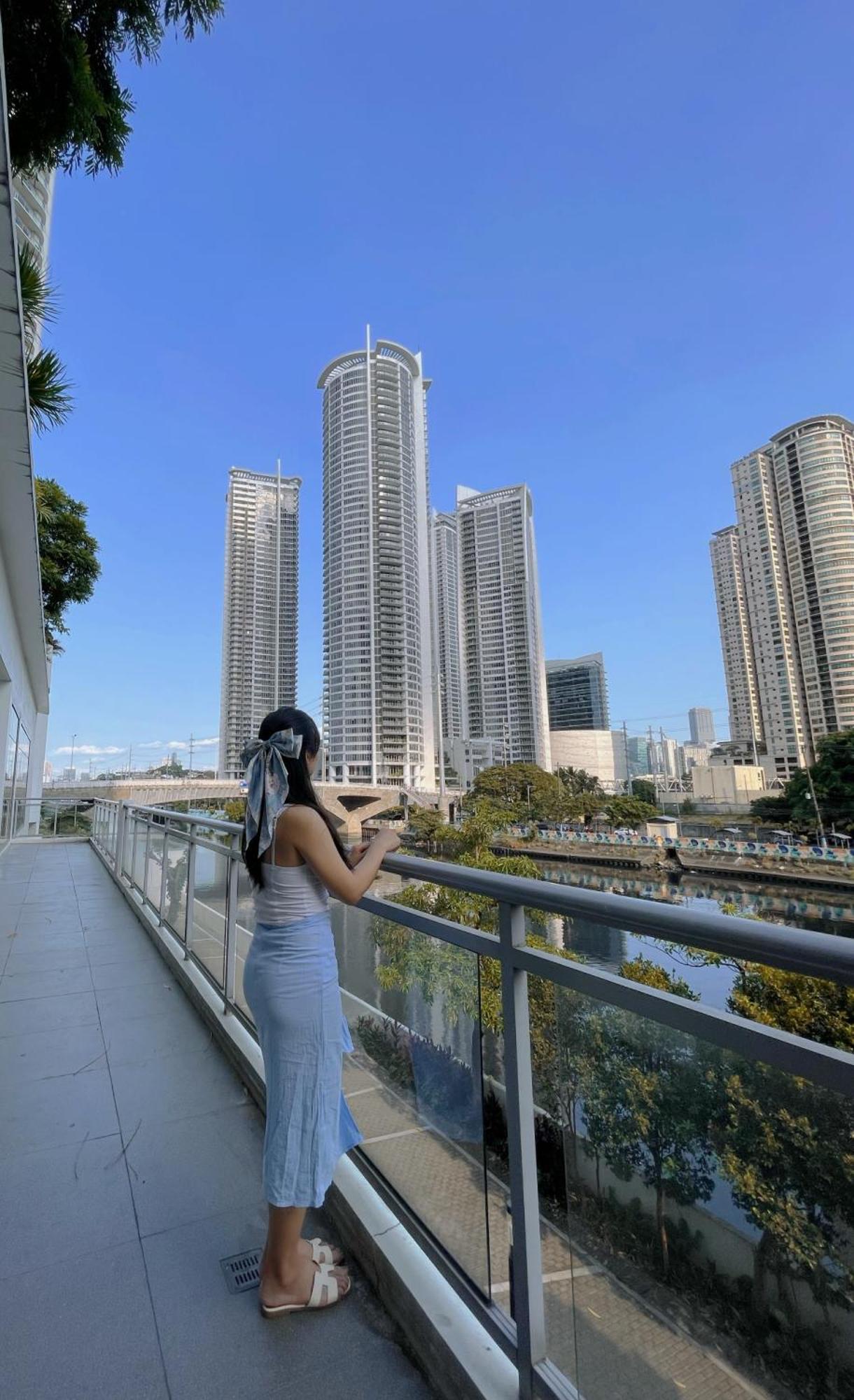 The Serene Escape Rockwell Makati City View 1Br Apartment Манила Екстериор снимка